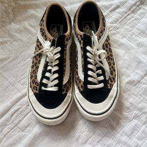Vans Women's Leopard Print Sneakers - Black and Tan